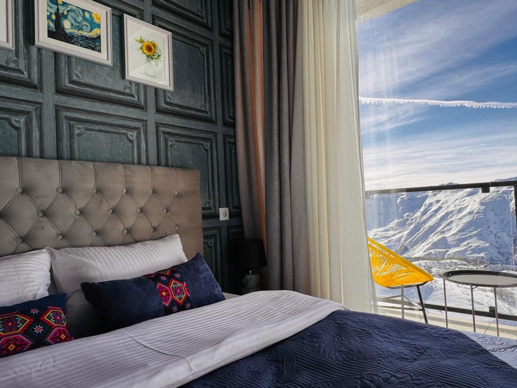 Twins Apartment Deluxe, New Gudauri Bagian luar foto